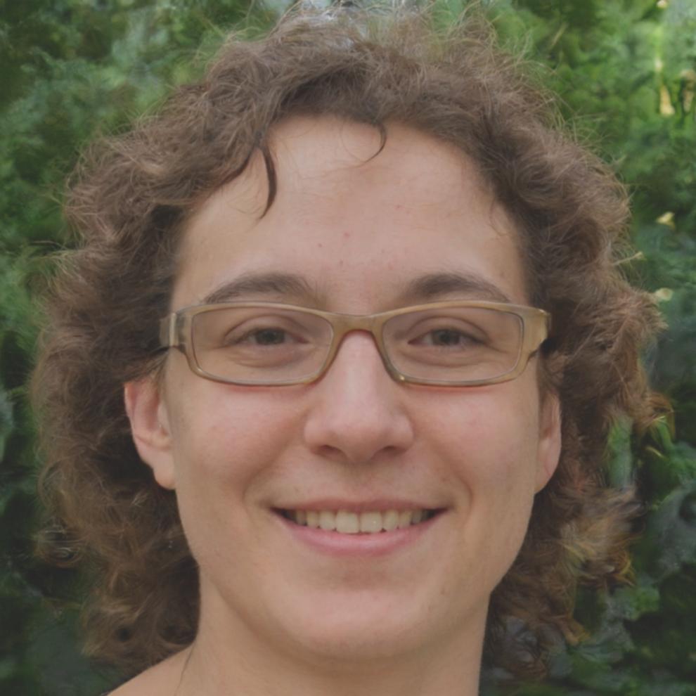 Professional headshot of Elena Thackham